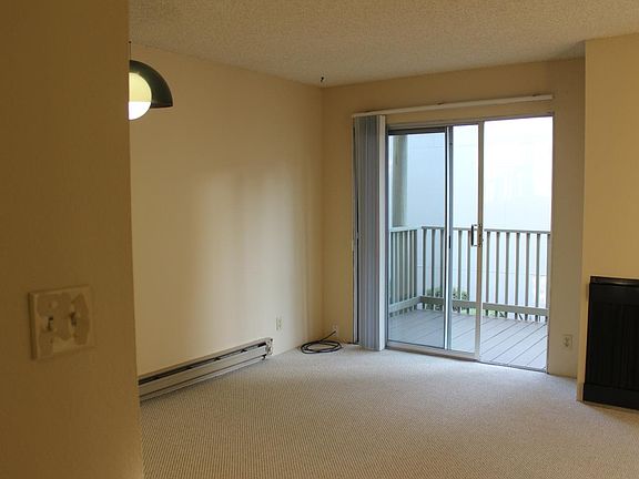 5th image of 370 Imperial Way APT 130