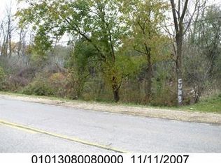 904 S Hough St, Barrington, IL 60010