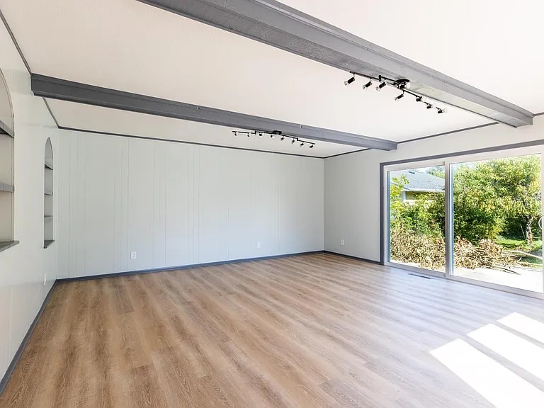 1231 Churchill Rd — Photo 8
