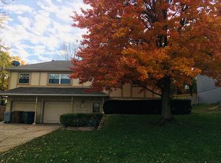 2111 Victoria Ave, Bellevue, NE 68005