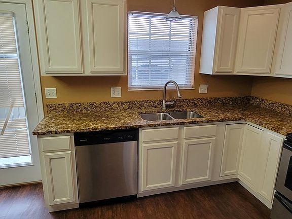 5th image of 7925 Meadowhaven Blvd #1