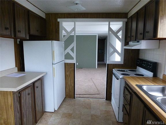 4th image of 11901 55th Ave NE Unit 7
