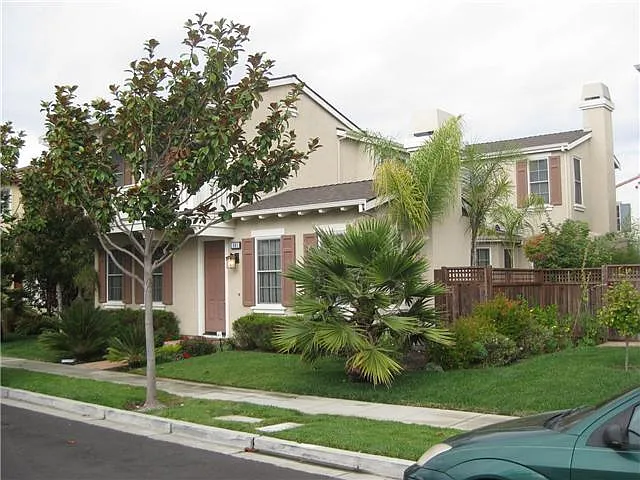 361 Robert Louis Stevenson Ave photo 1
