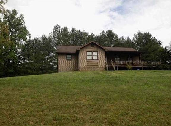 2nd image of 2506 Hemlock Rd