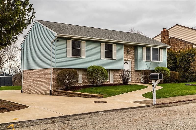 1st image of 4040 Greenridge Dr