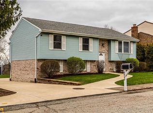 4040 Greenridge Dr, Verona, PA 15147