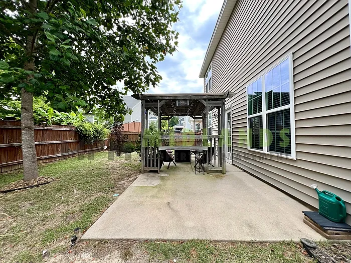 612 Calypso Ct — Photo 20