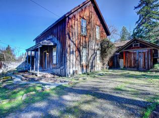 655 S 3rd St, Jacksonville, OR 97530