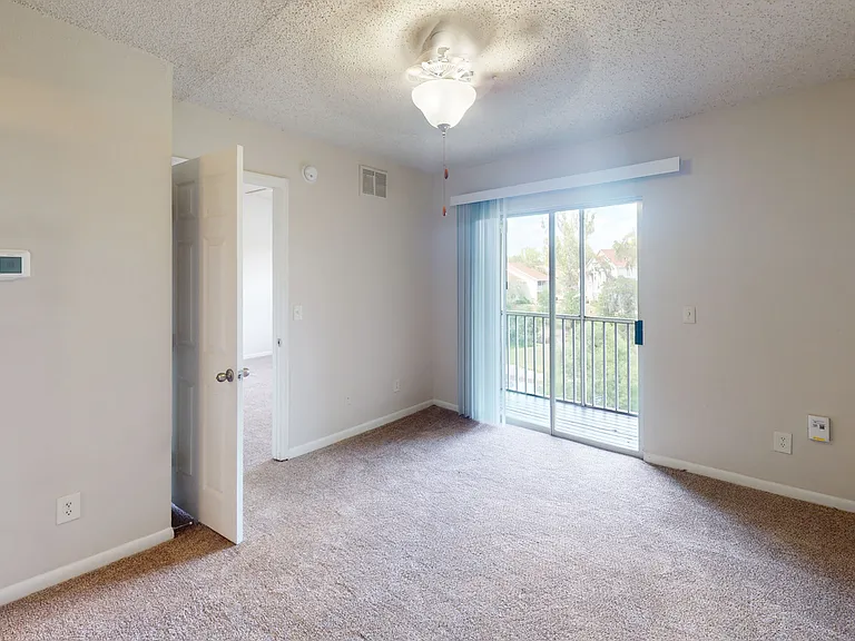 Altamira Place Apartment Homes — Photo 46
