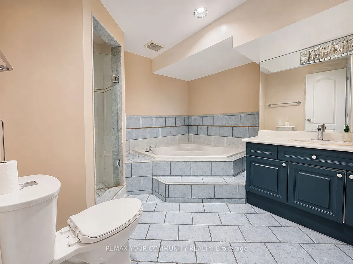 Building Photo - 17 Morden Cres #BASEMENT
