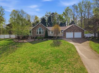 11102 London Ln, Apison, TN 37302