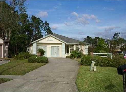 1st image of 852 N Lake Sterling Ct