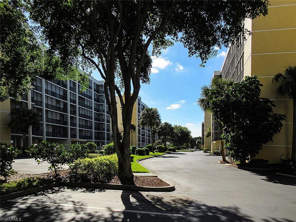 1st image of 4471 Bay Beach Ln APT 313