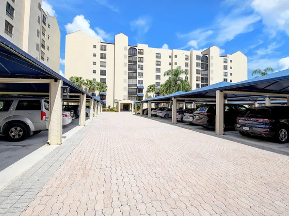 7580 Regency Lake Dr APT 801, Boca Raton, FL 33433