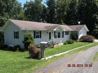 88 Deerbrook Cir, Hayesville, NC 28904