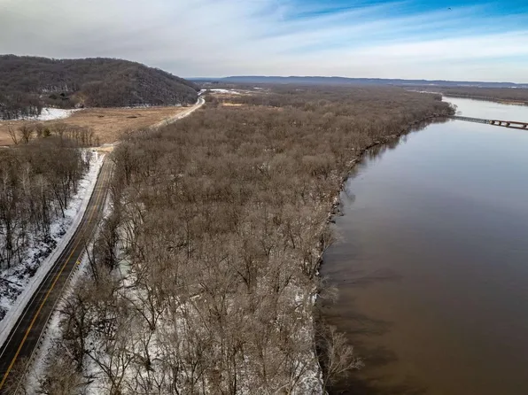 3002 Hwy 133 #0, Avoca, WI 53506