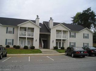 802 Moultrie Ct UNIT E, Greensboro, NC 27409