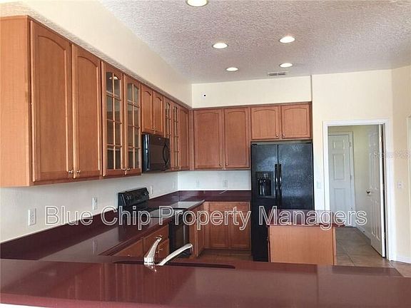 2nd image of 4886 Fells Cove Ave