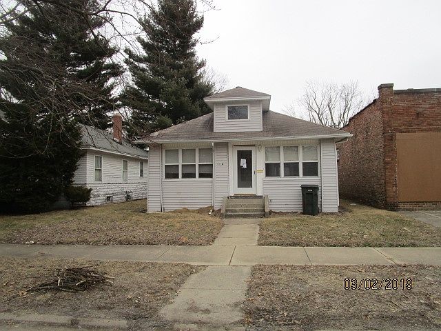 1st image of 1826 Leer St