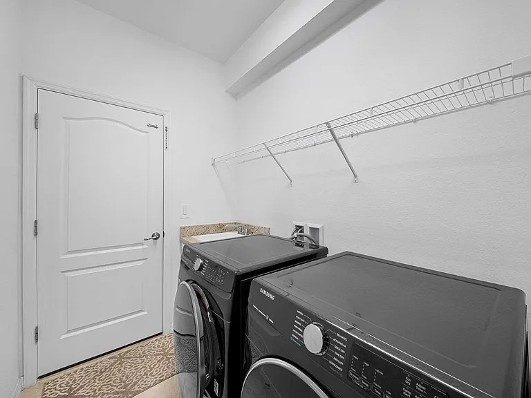 3406 Murcia Ct — Photo 15