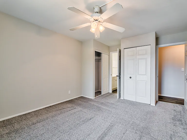 Glen Hills Apartments — Photo 14