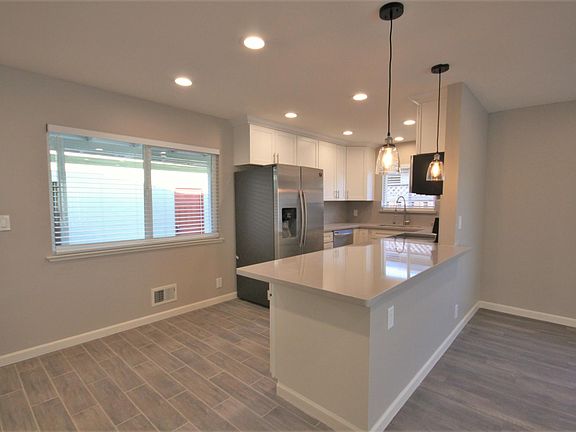 5th image of 4620 Snead Dr