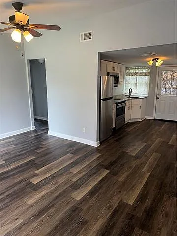 2 bed, 1.0 bath, 962 sqft, $1,500 — Photo 3