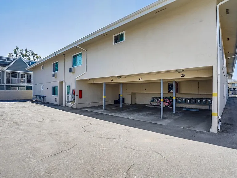 822 N Inglewood Ave — Photo 7