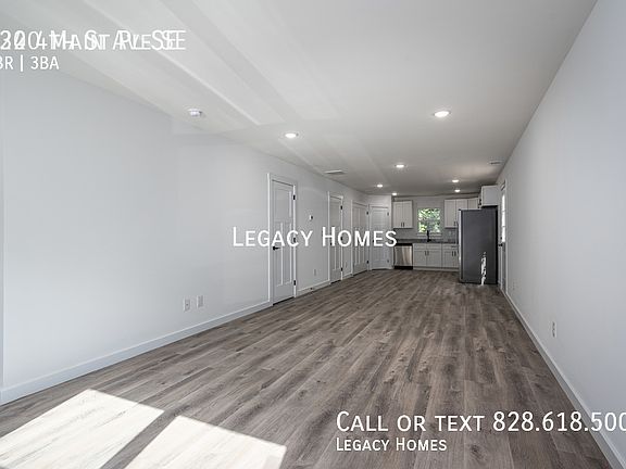 5th image of 1320 Main Ave SE