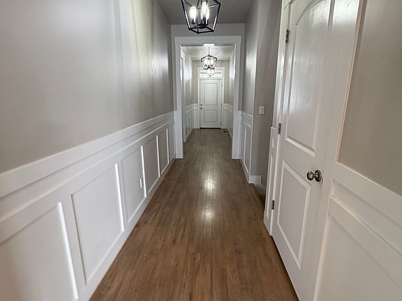 3rd image of 534 S Glenna Way