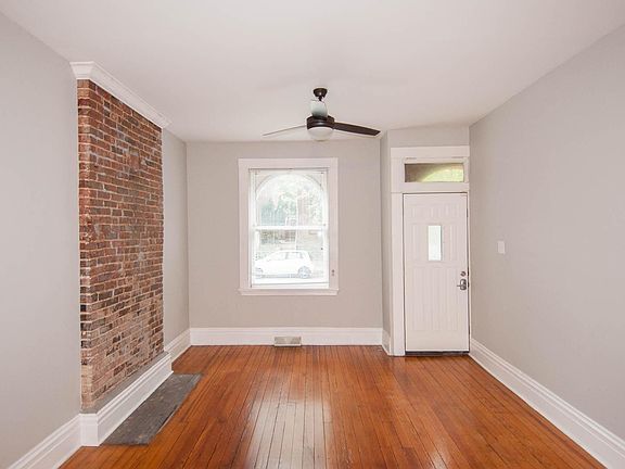 3rd image of 3310 Illinois Ave #1F