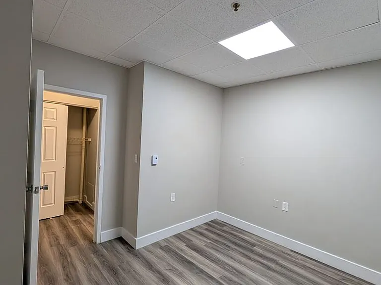Franklin Park Apartments — Photo 54