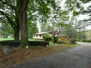41 Holly Dr, Lancaster, PA 17603