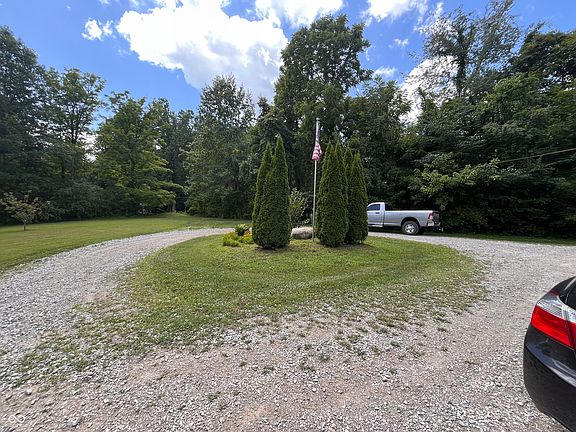 5th image of 162 W Robertson Rd