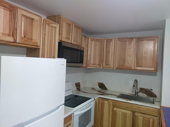 3rd image of 1120 Calle La Resolana Unit B