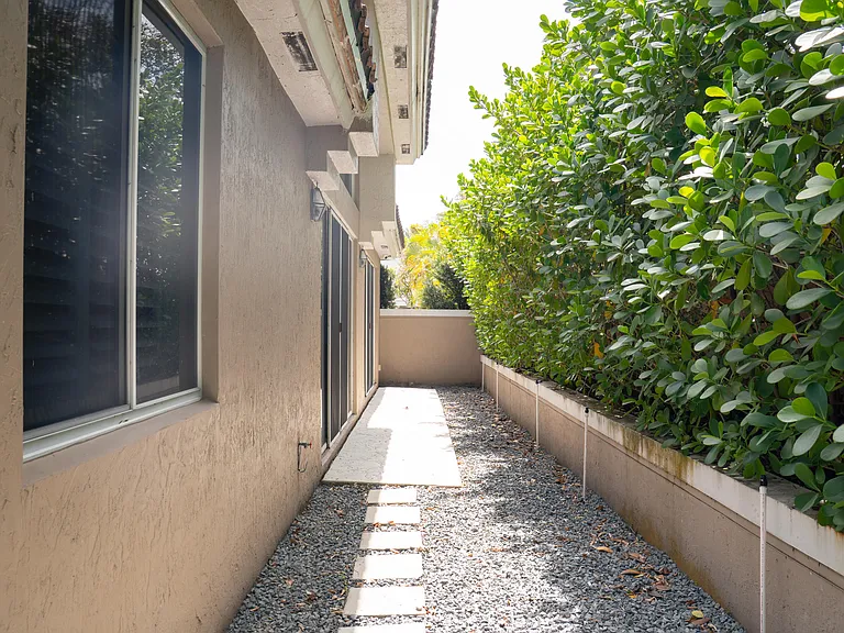 20710 NW 29th Ave — Photo 53