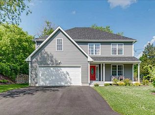 24 Plantation Dr, Cumberland, RI 02864