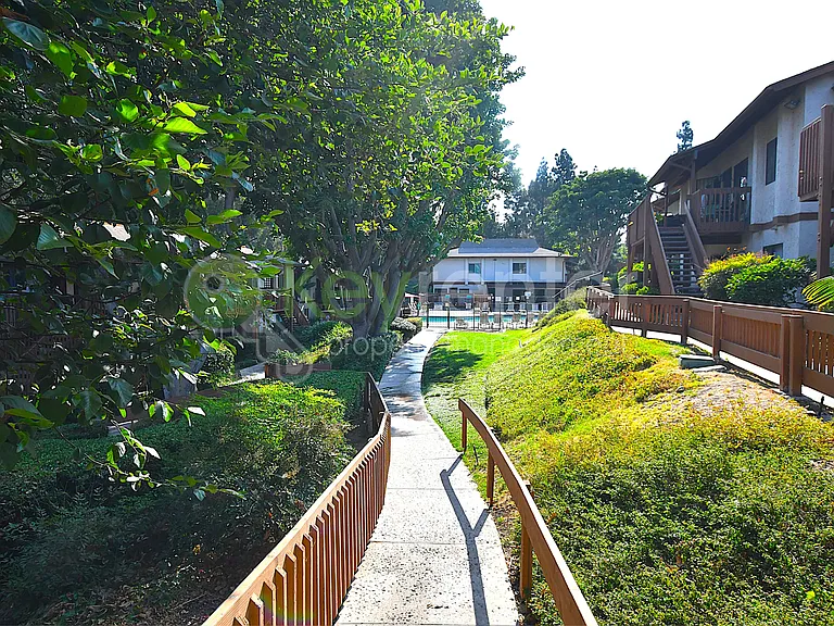 6390 Rancho Mission Rd #215 — Photo 4