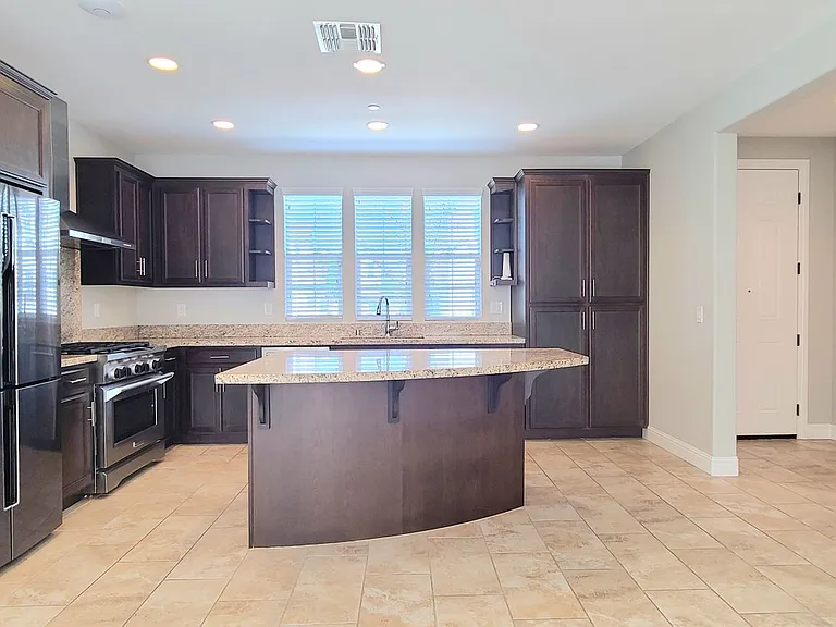 186 Colner Cir — Photo 5