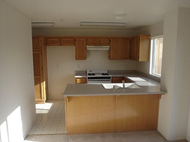 2nd image of 220 E Grant St Unit 30