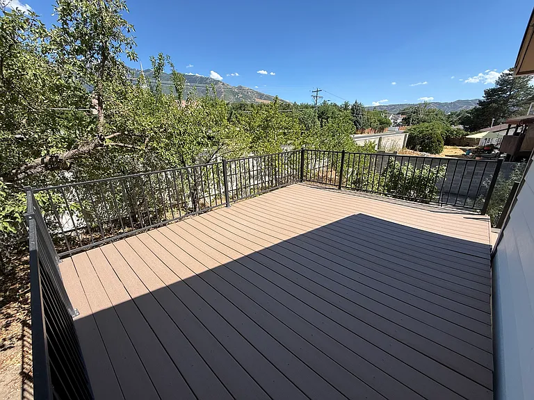 992 E Sunburn Ln — Photo 12