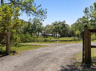 86134 Bear Ln, Yulee, FL 32097