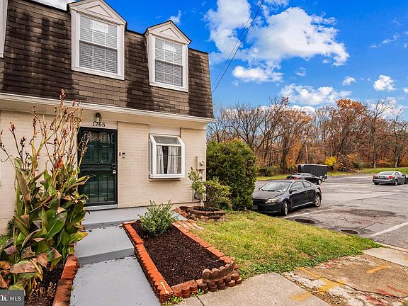 3rd image of 1765 Dutch Village Dr Unit L-326