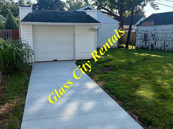2nd image of 3217 Escott Ave