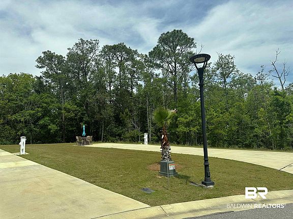 2nd image of 12489 Gateway Dr