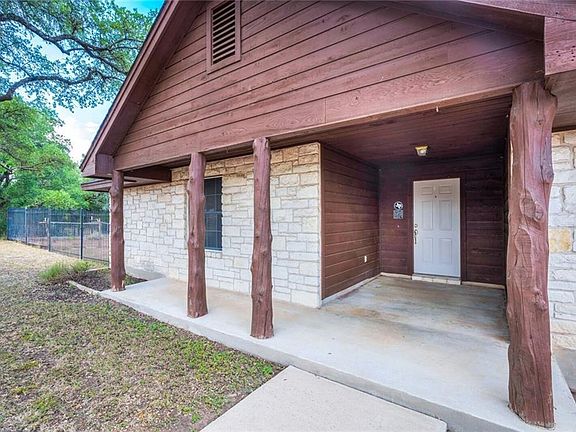 3rd image of 22200 Elgin Dr