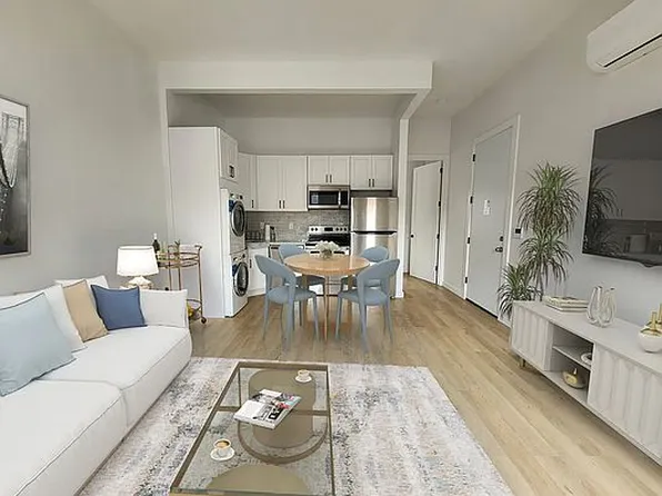135 S 1st St, Brooklyn, NY 11249