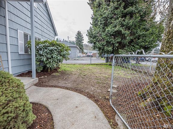 2nd image of 7821 S G St