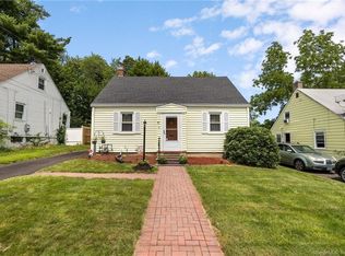 18 Branford St, Hartford, CT 06112