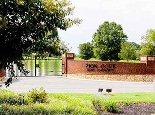 18 Black Bear Cove Rd, Englewood, TN 37329